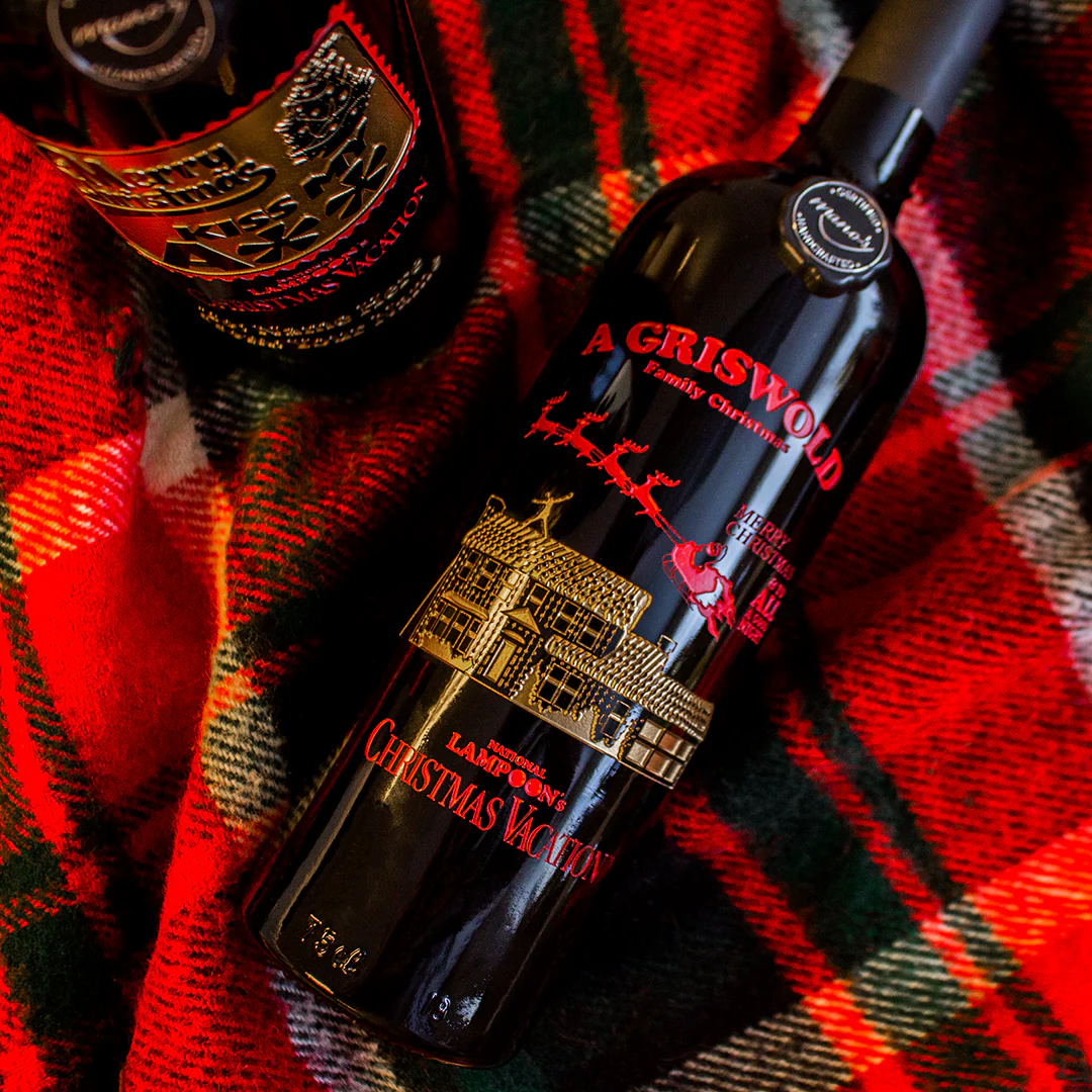Christmas Vacation House Etched Wine - Image 2
