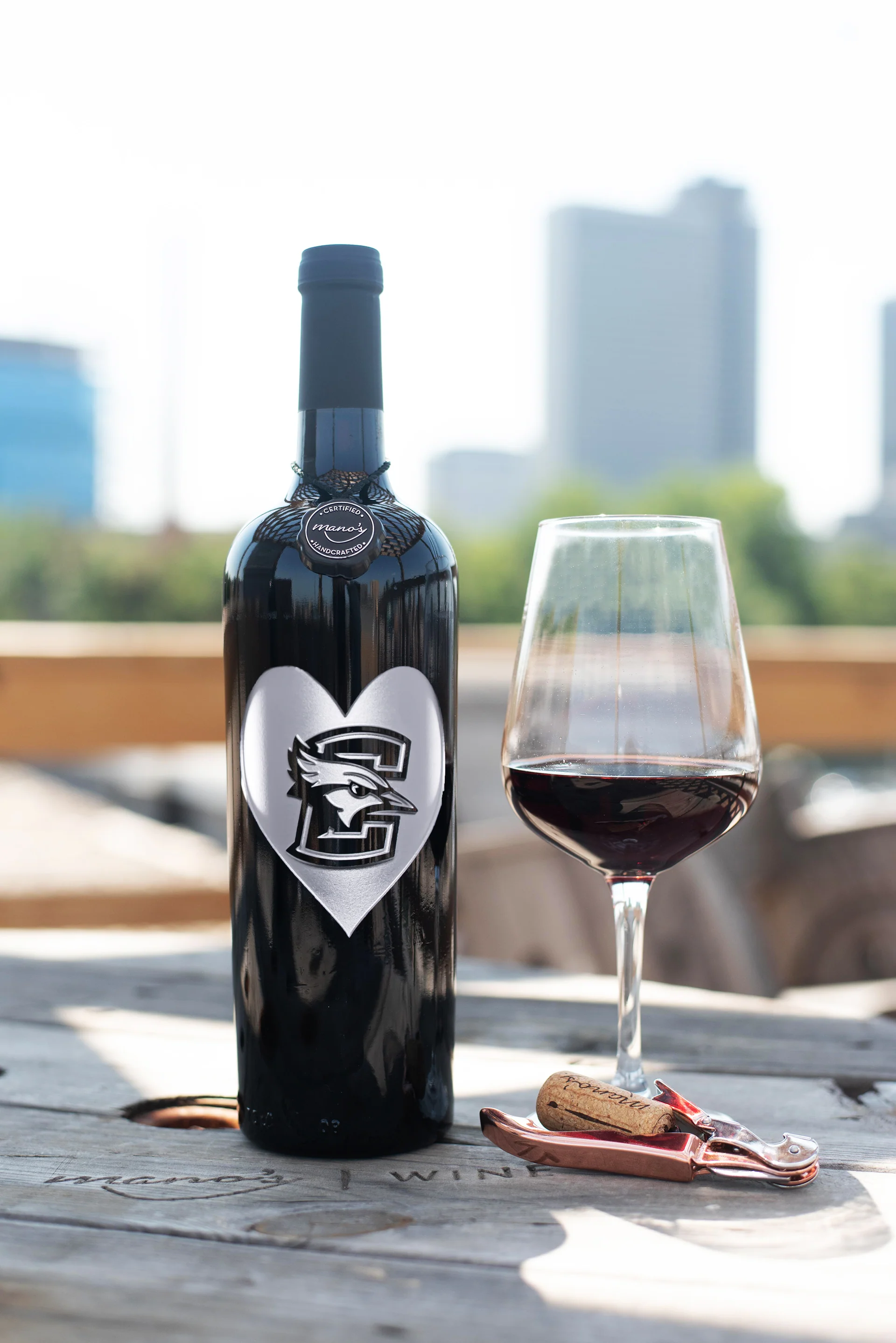 Creighton University Heart Etched Wine Bottle - Image 3