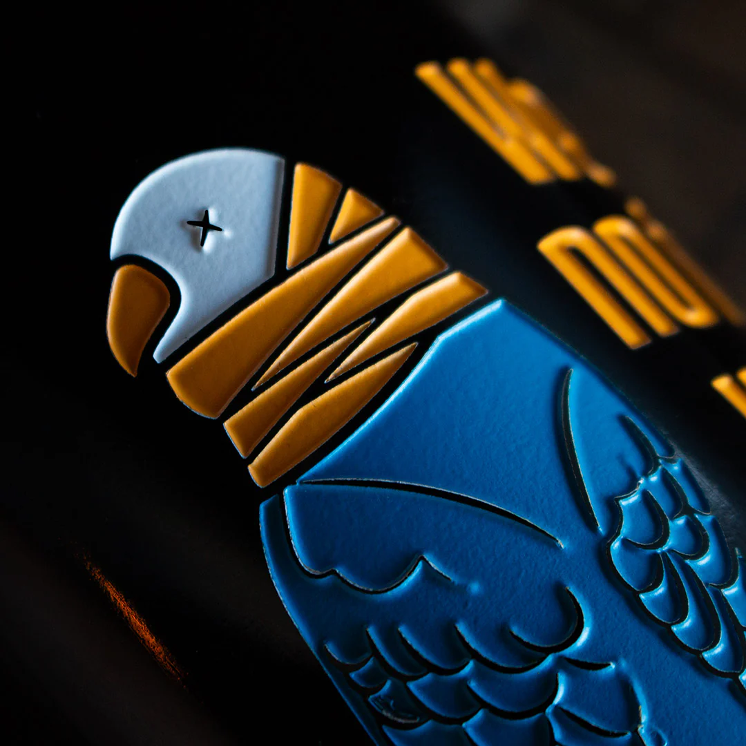 Dumb and Dumber Pretty Bird Etched Wine - Image 2