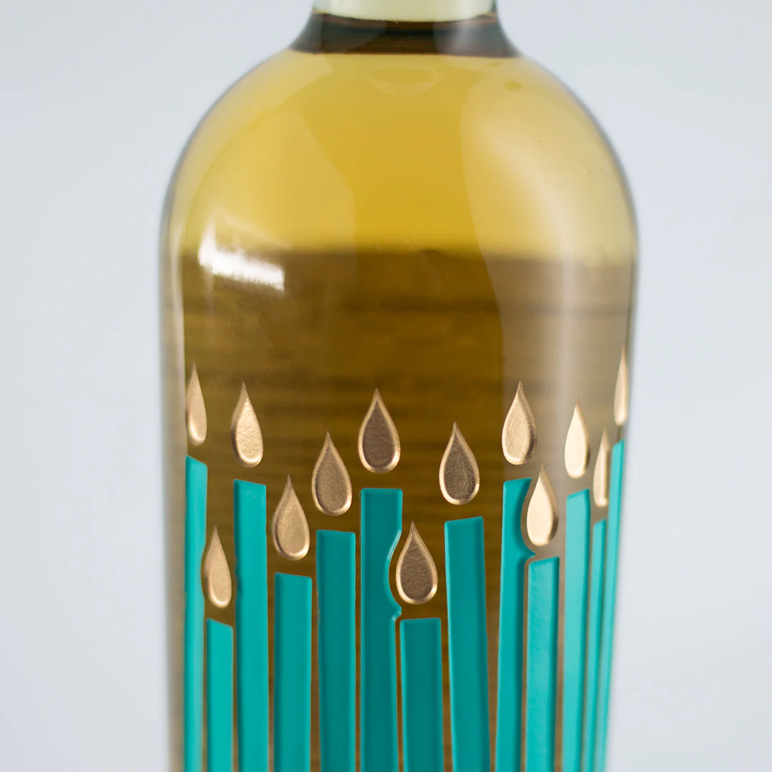 Happy Birthday Candles Chardonnay Custom Etched Wine - Image 2