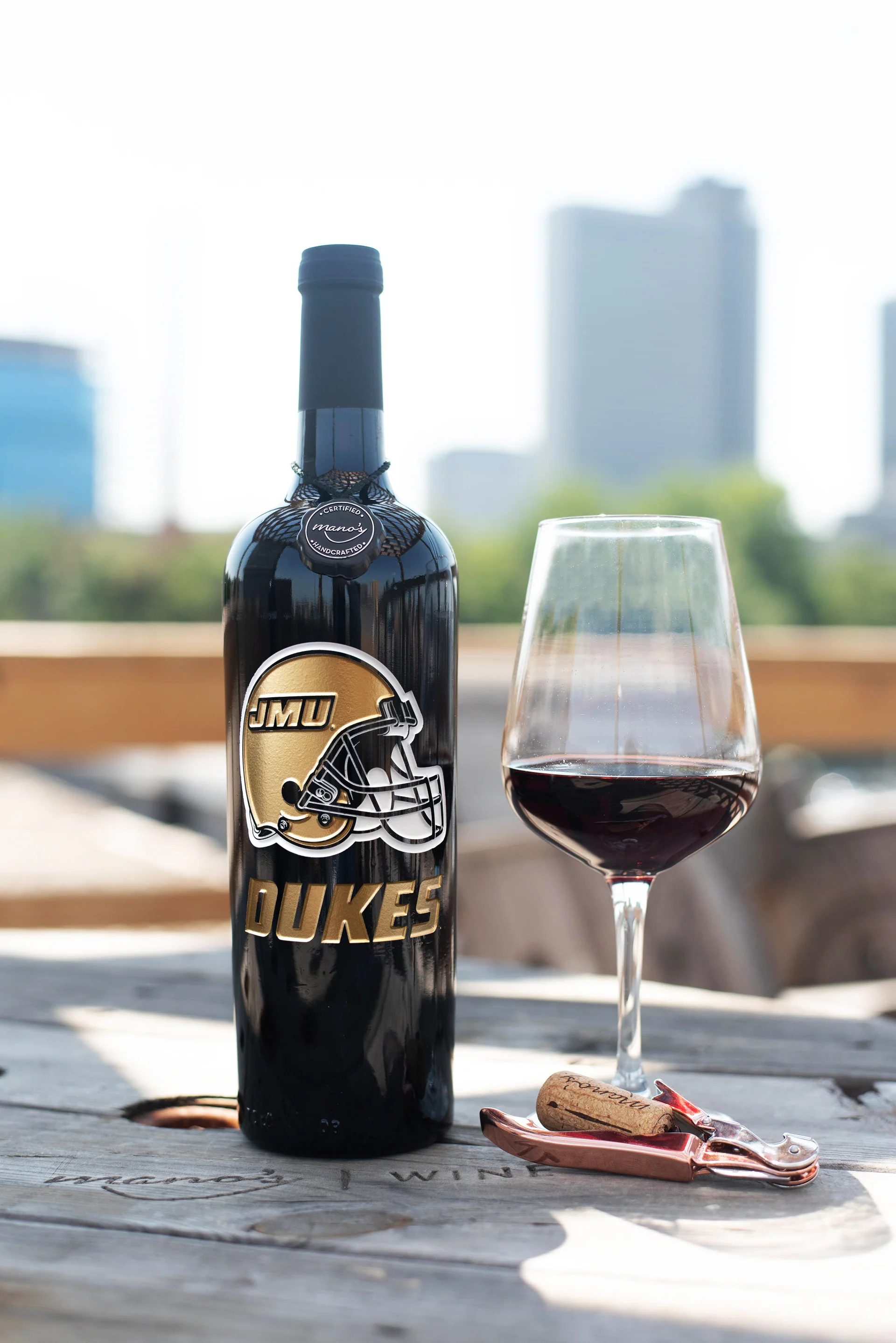 James Madison Football Etched Wine - Image 3