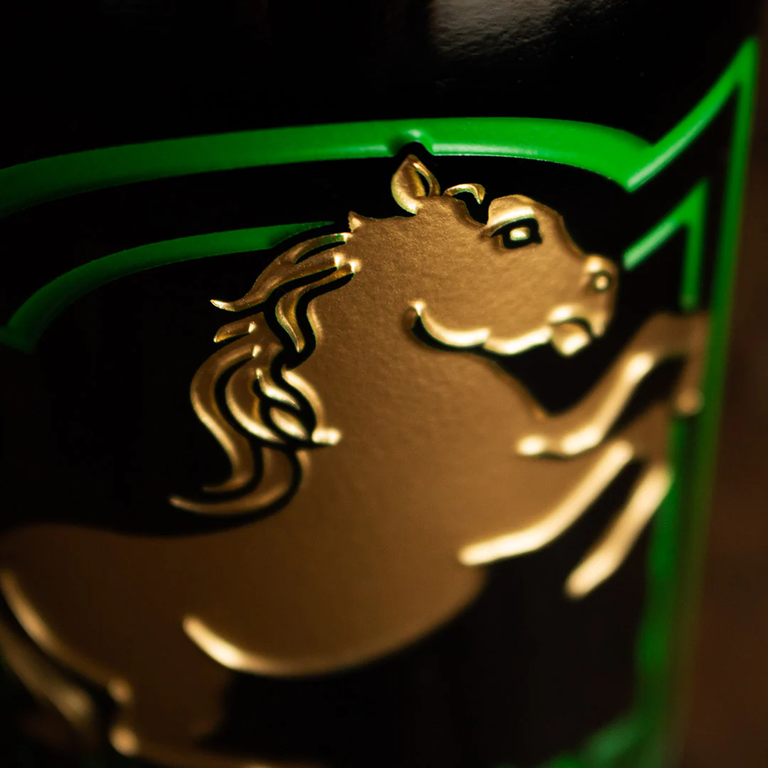The Lord of the Rings Prancing Pony Etched Wine - Image 3