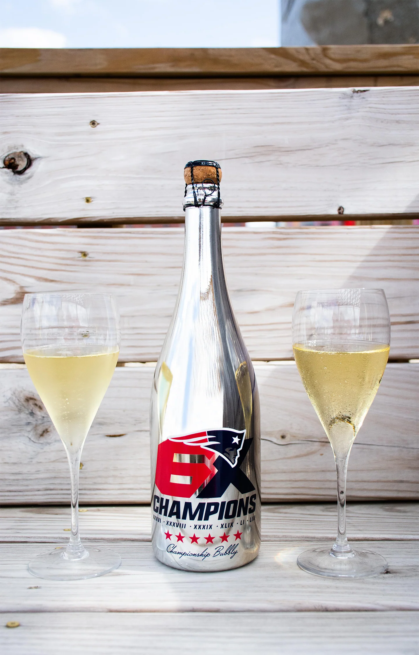 NE Patriots 6x Champions Logo Metallic Silver Bubbly - Image 3