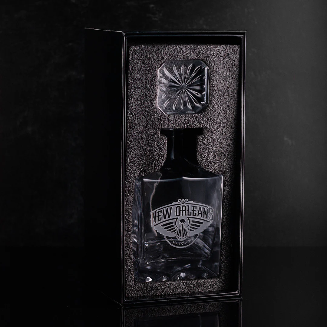 New Orleans Pelicans Square 1L Decanter - Image 3