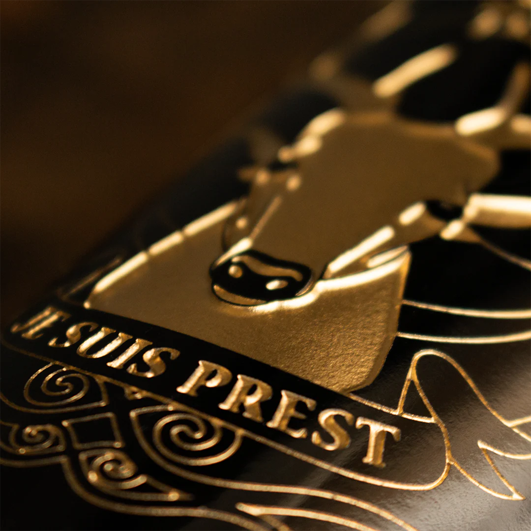 Outlander Clan Fraser Etched Wine Bottle - Image 4