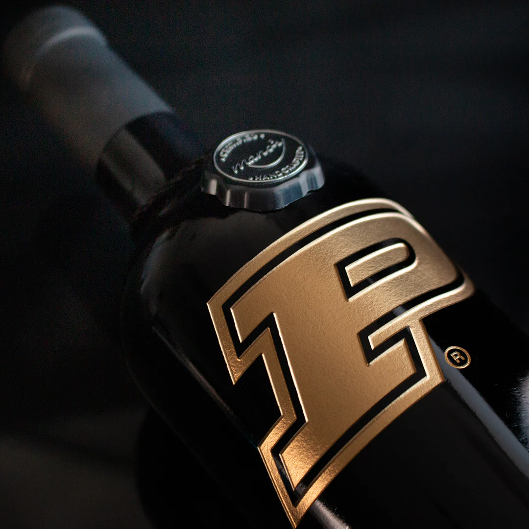 Purdue University Logo Etched Wine - Image 2