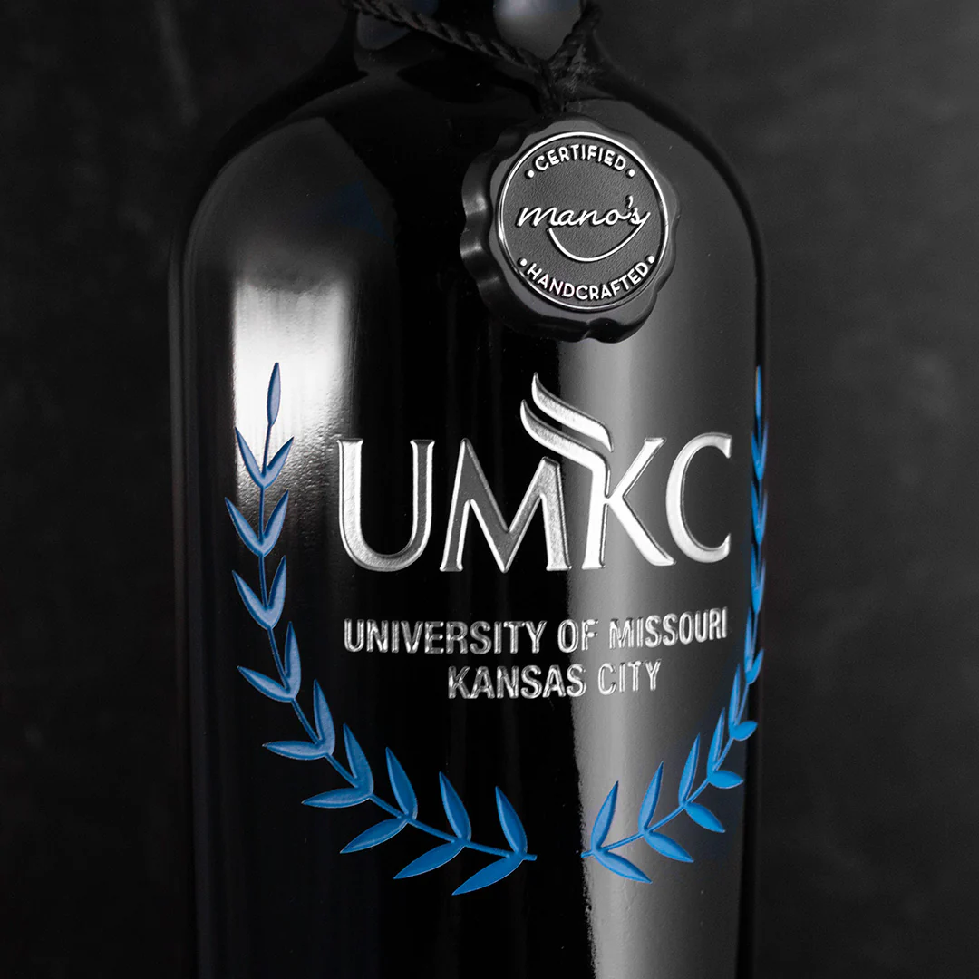 UMKC Custom Alumni Etched Wine - Image 4